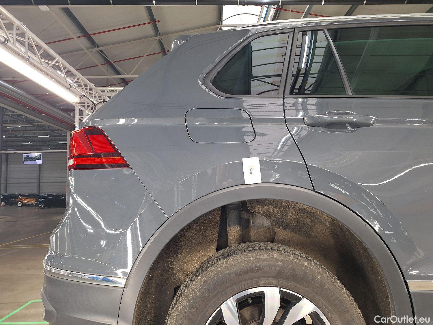  Volkswagen  Tiguan VW,  FL'20, Volkswagen  2.0 TDI 90kW Active 5d #25