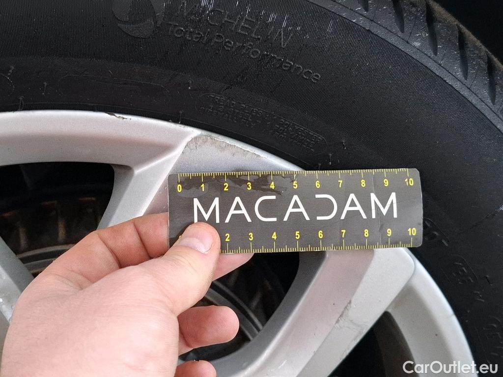  Renault  Clio  IV Business 1.5 dCi 90CV BVA6 E6 / TRANSFO VP/VF #37