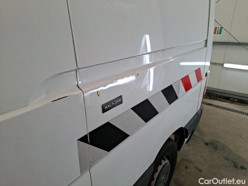  Renault  Master  Fourgon L2H2 3 5 Grand Confort dCi 135CV BVM6 E6dT #16