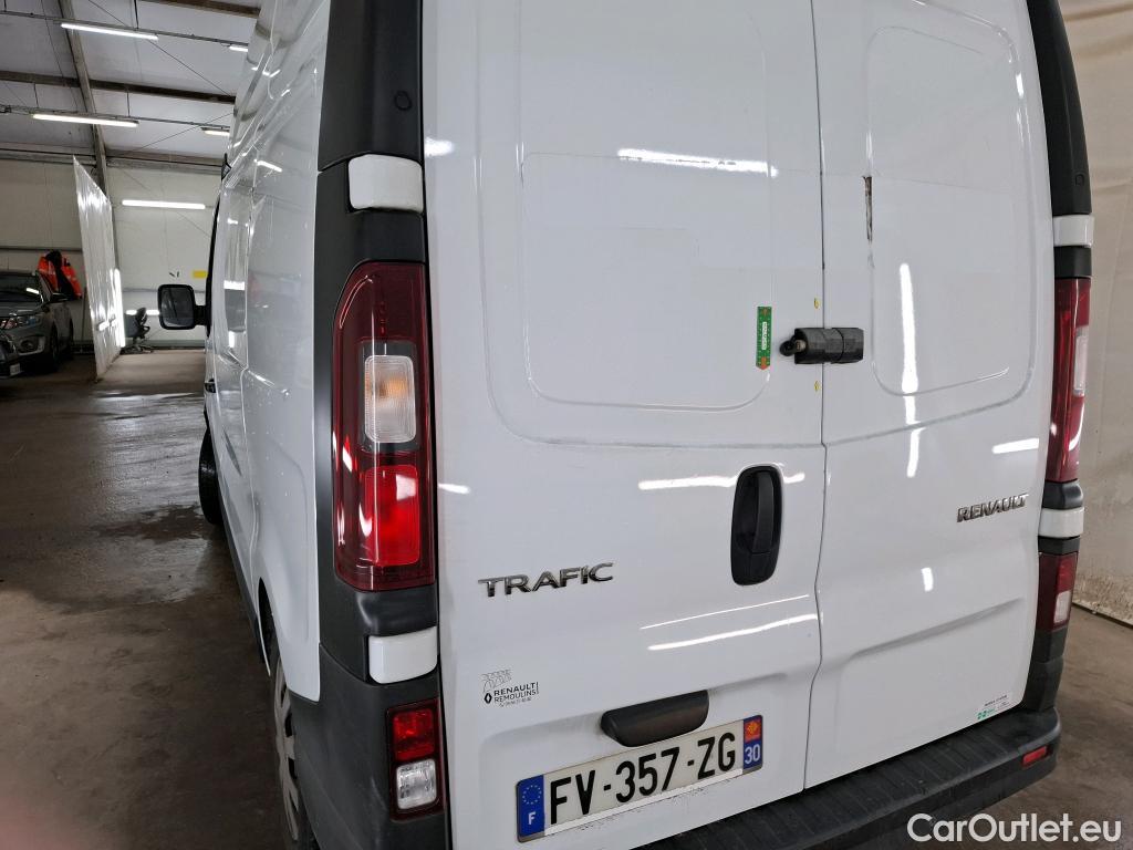  Renault  Trafic RENAULT  / 2019 / 4P / Fourgon tole NV FG GCF L1H2 1200 Energy dCi 145 #32