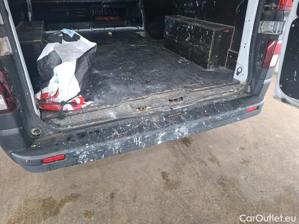  Renault  Trafic RENAULT  / 2019 / 4P / Fourgon tole FG GCF L1H1 1000 dCi 120 #32