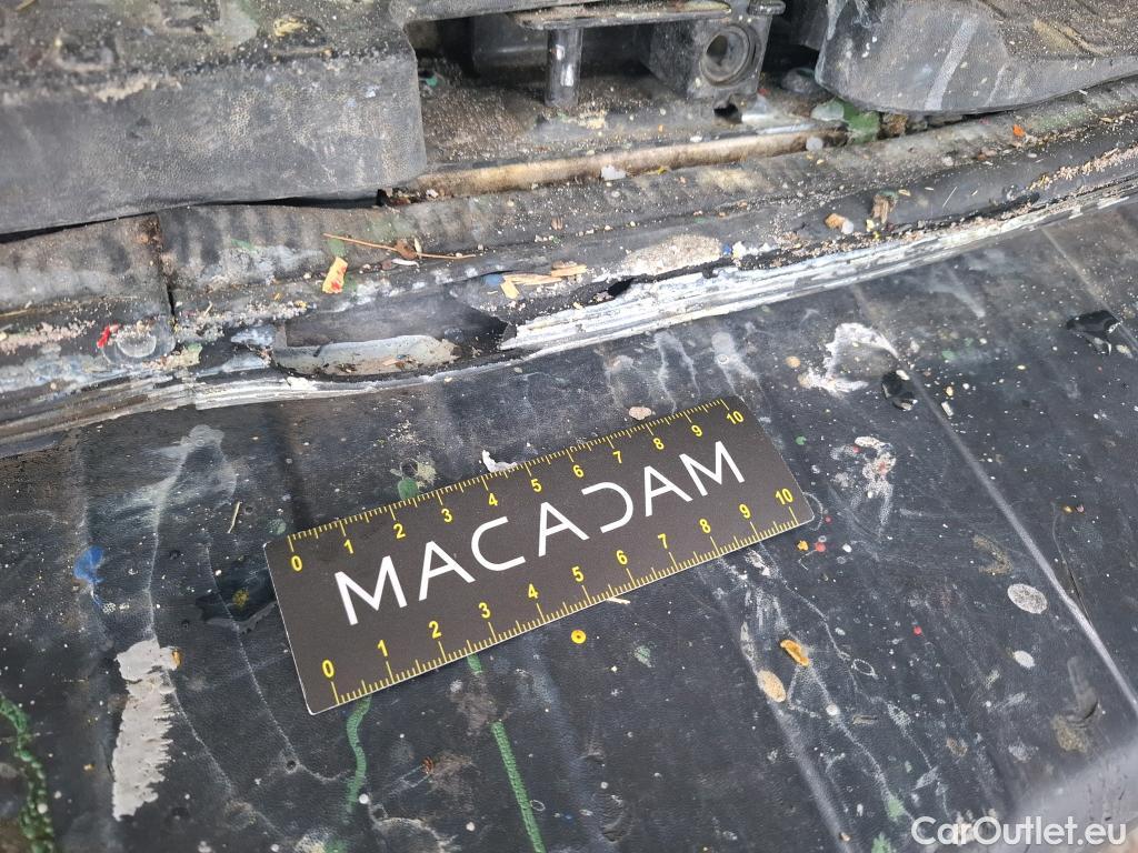  Renault  Trafic RENAULT  / 2019 / 4P / Fourgon tole FG GCF L1H1 1000 dCi 120 #33