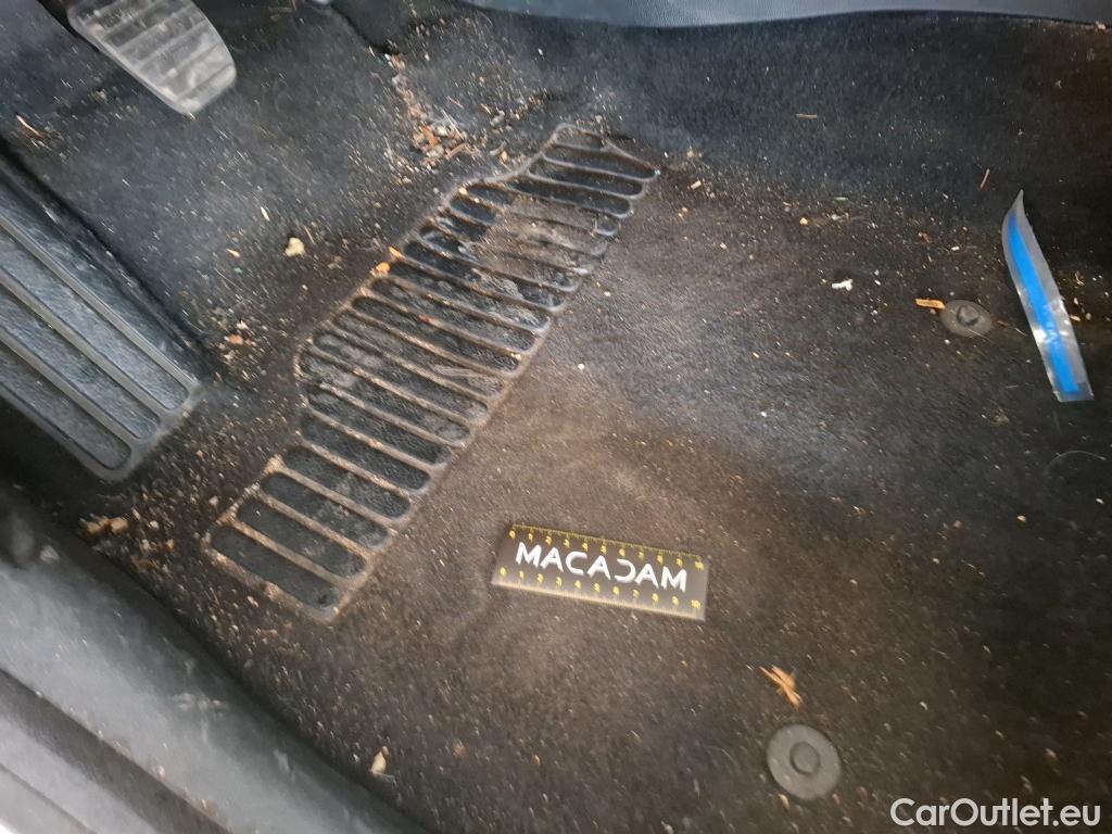  Renault  Clio  IV Air MediaNav 1.5 dCi 75CV BVM5 E6 #1