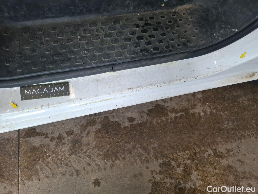  Renault  Trafic RENAULT  / 2019 / 4P / Fourgon tole FG GCF L1H1 1000 dCi 120 #29