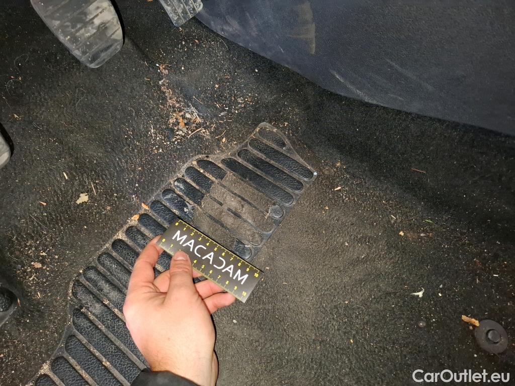  Renault  Clio  IV Air MediaNav 1.5 dCi 75CV BVM5 E6 #3