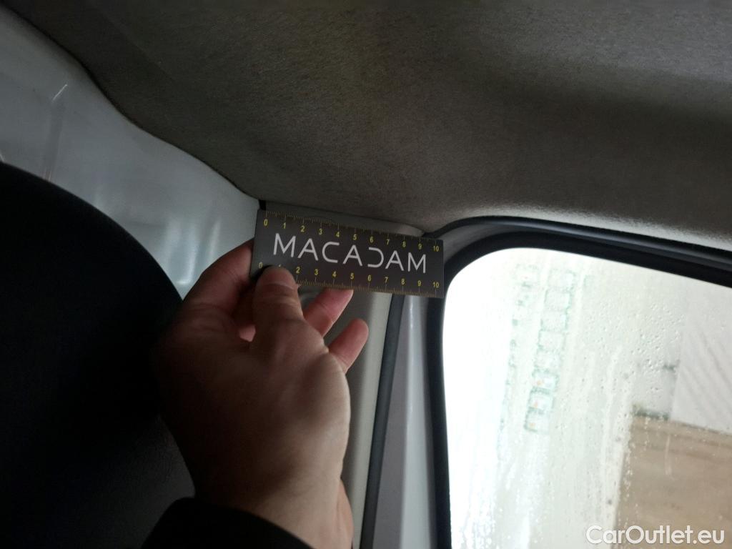  Renault  Trafic  Furgon Grand Confort L1H1 1200 1.6 dCi 125CV BVM6 E6 #18