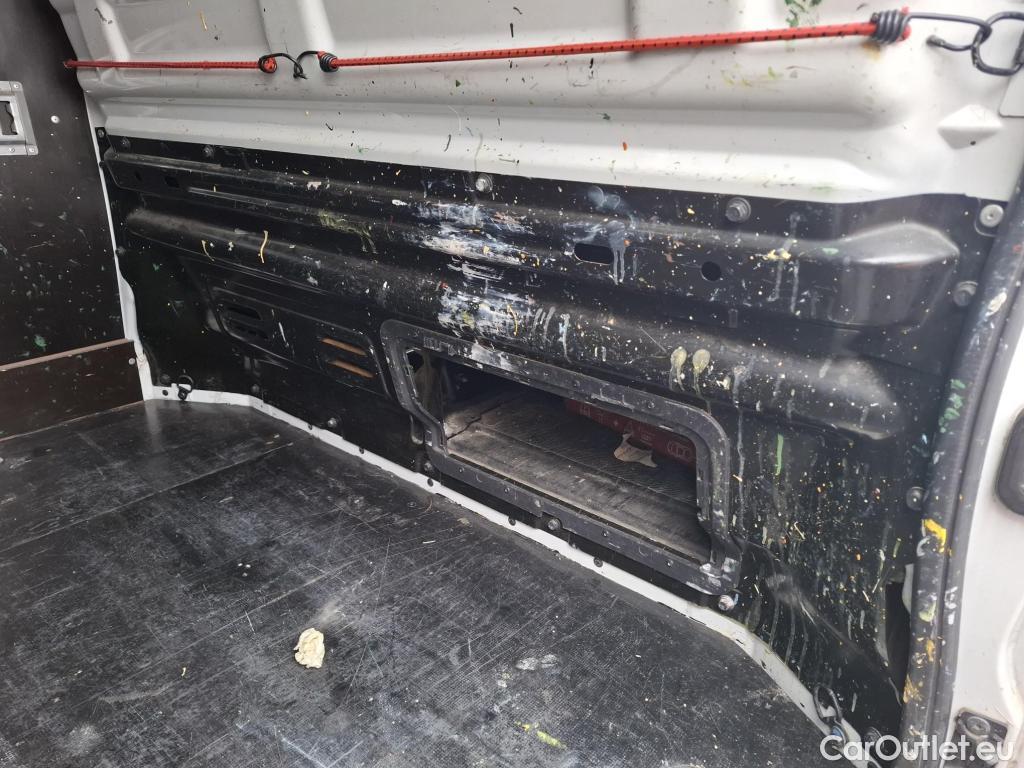  Renault  Trafic RENAULT  / 2019 / 4P / Fourgon tole FG GCF L1H1 1000 dCi 120 #13