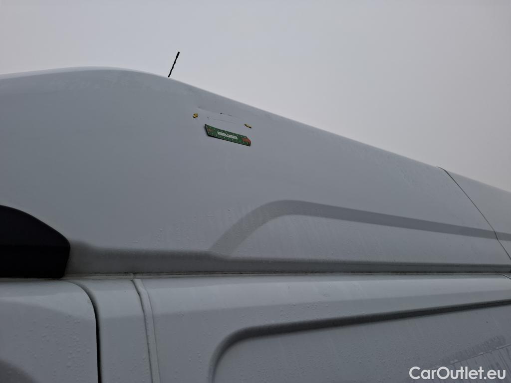  Renault  Trafic RENAULT  / 2019 / 4P / Fourgon tole NV FG GCF L1H2 1200 Energy dCi 145 #36