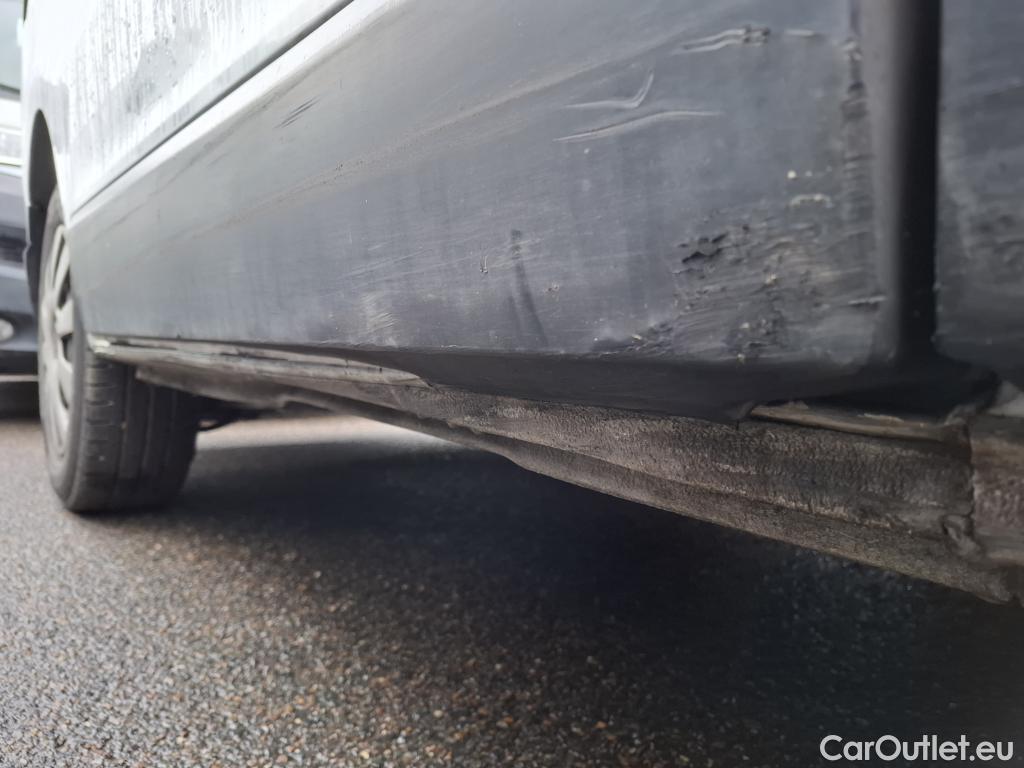  Renault  Trafic RENAULT  / 2019 / 4P / Fourgon tole NV FG GCF L1H2 1200 Energy dCi 145 #41