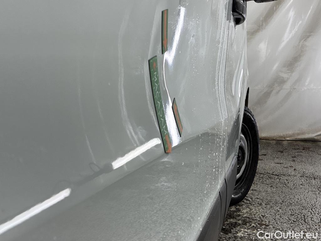  Renault  Trafic RENAULT  / 2021 / 4P / Fourgon tôlé FG GCF L2H1 3T Blue dCi 130 #10