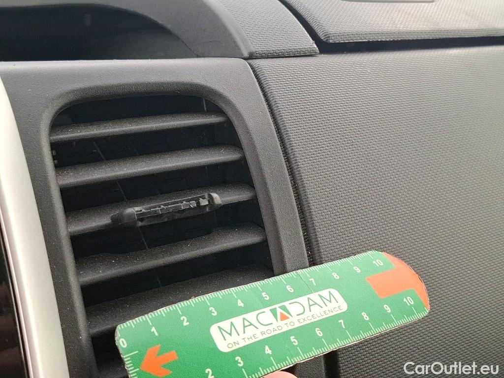  Renault  Trafic RENAULT  / 2019 / 4P / Fourgon tole FG GCF L1H1 1000 Energy dCi 145 EDC #12