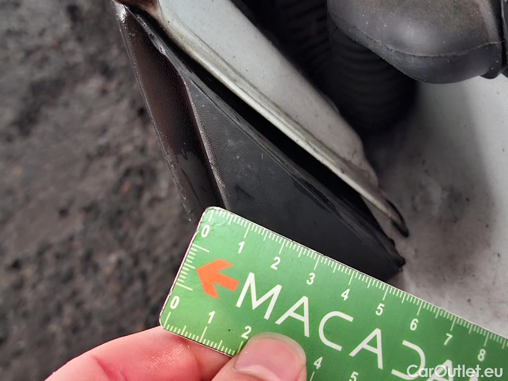  Renault  Clio  IV Air MediaNav 1.5 dCi 75CV BVM5 E6 #13