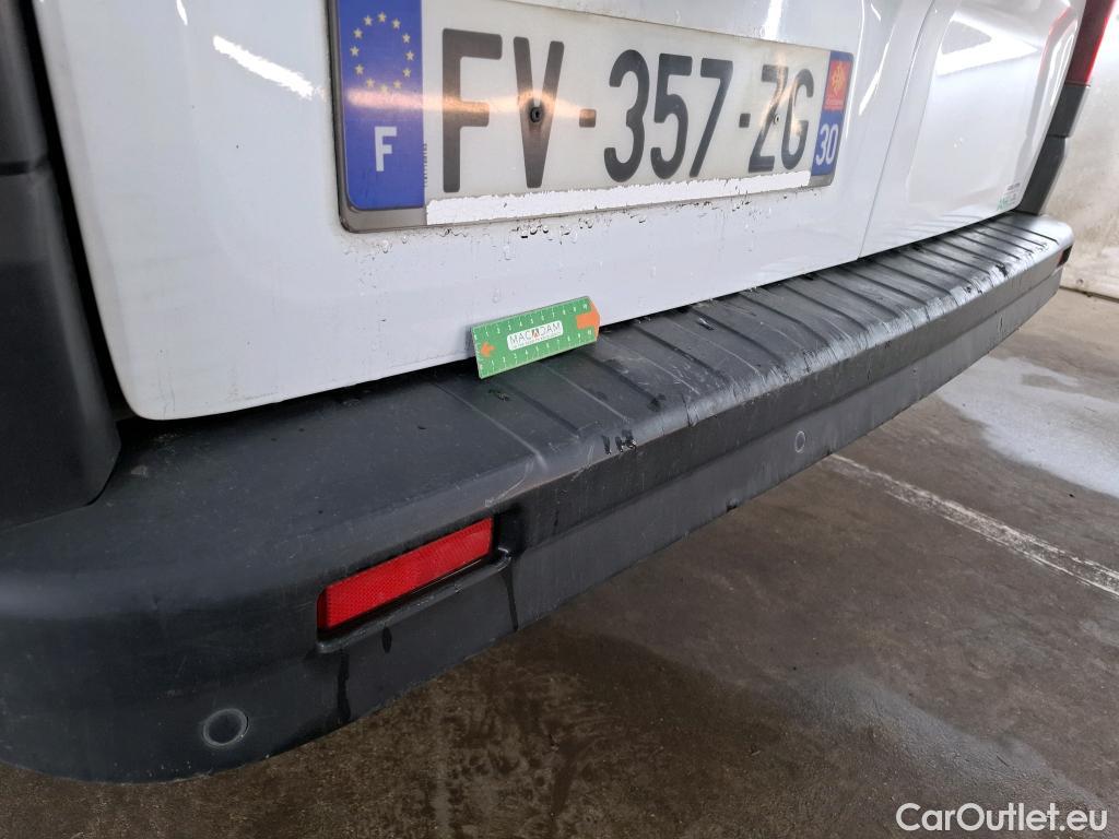  Renault  Trafic RENAULT  / 2019 / 4P / Fourgon tole NV FG GCF L1H2 1200 Energy dCi 145 #10