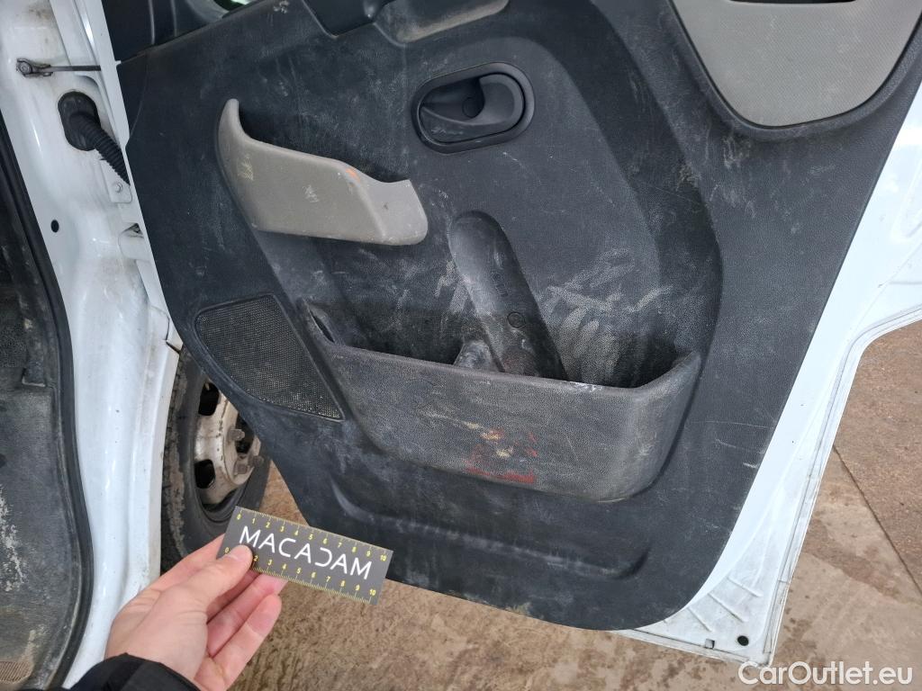  Renault  Master RENAULT  SC VU 2p Pick-up BS Cf Propu RJ3500 L2 PàF ArC dCi 130 E6 #60