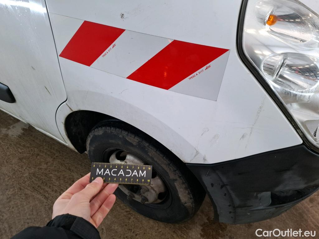  Renault  Master RENAULT  SC VU 2p Pick-up BS Cf Propu RJ3500 L2 PàF ArC dCi 130 E6 #75