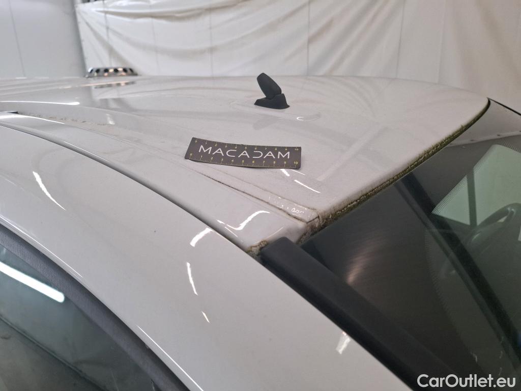  Renault  Trafic RENAULT  / 2019 / 4P / Fourgon tole FG GCF L1H1 1000 dCi 120 #42