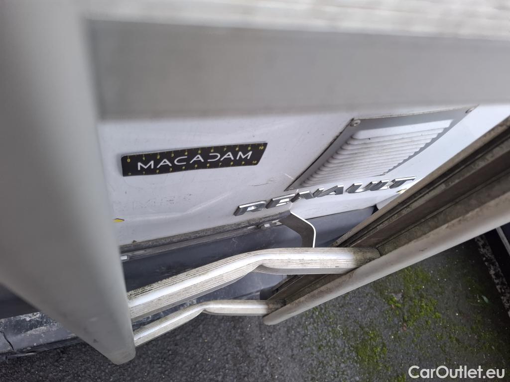  Renault  Master  Fourgon L2H2 3 5 Grand Confort dCi 135CV BVM6 E6dT #6