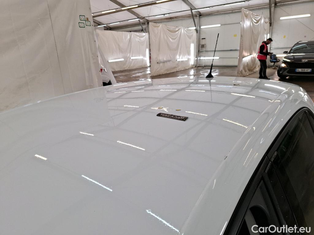  Renault  Megane  IV Berline 5pt. Société Air Nav 1.5 dCi 90CV BVM6 E6 #19