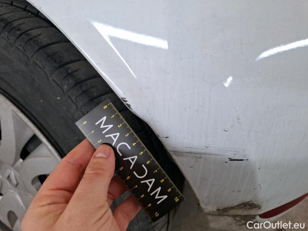  Renault  Clio  IV Air MediaNav 1.5 dCi 75CV BVM5 E6 #56