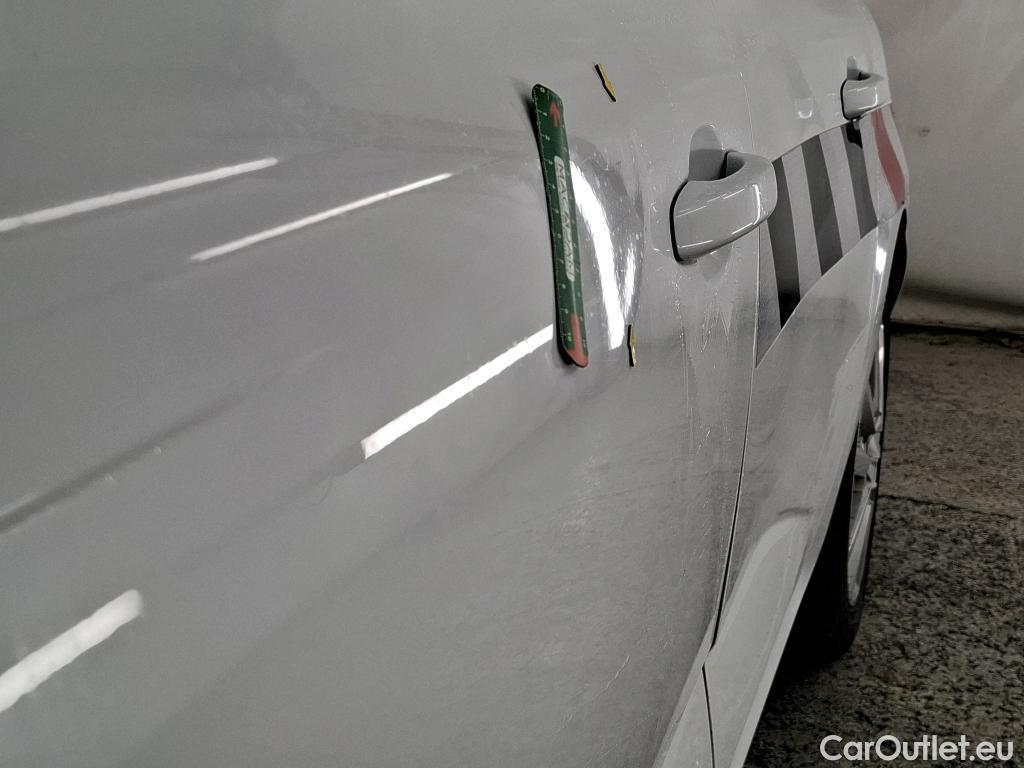  Renault  Megane RENAULT Mégane Société / 2020 / 5P / Berline Air Nav réversible Blue dCi 115 - 21N #3