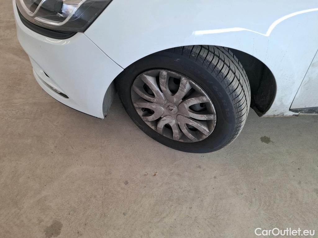  Renault  Clio  IV Air MediaNav 1.5 dCi 75CV BVM5 E6 #42