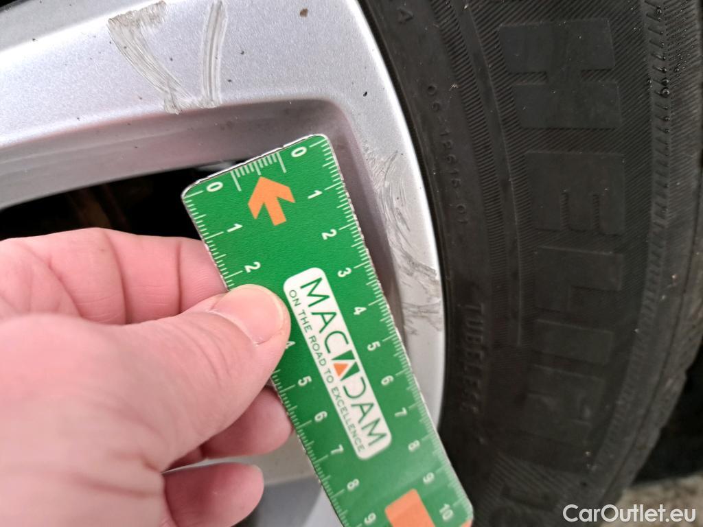  Renault  Clio  IV Business 1.5 dCi 90CV BVA6 E6 / TRANSFO VP VF
 #38