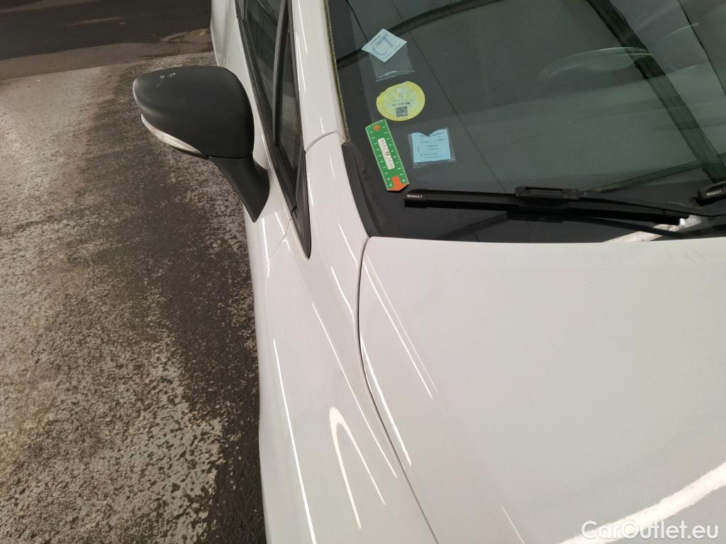  Renault  Clio RENAULT  Société VU 5p Berline Air dCi 75 - 18 #21