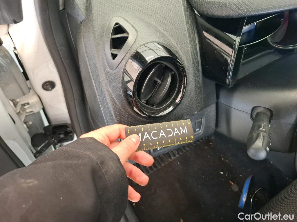  Renault  Clio  IV Air MediaNav 1.5 dCi 75CV BVM5 E6 #39