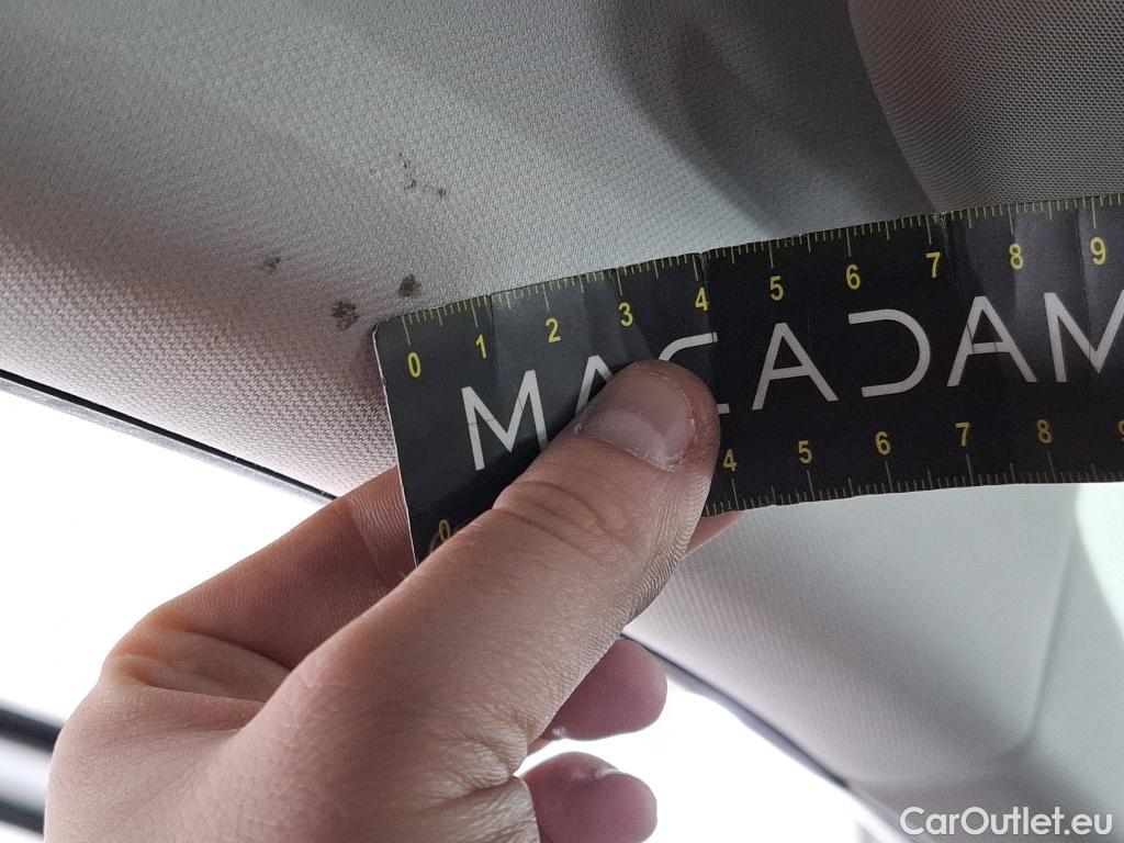  Renault  Megane  IV Berline 5pt. Société Air Nav 1.5 dCi 90CV BVM6 E6 #17