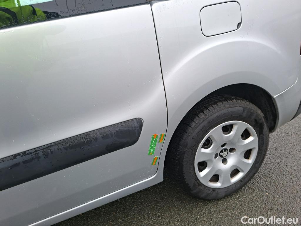 Peugeot  Partner  Tepee Active 1.6 HDi 100CV BVM5 E6 / RAMPE TPMR #50