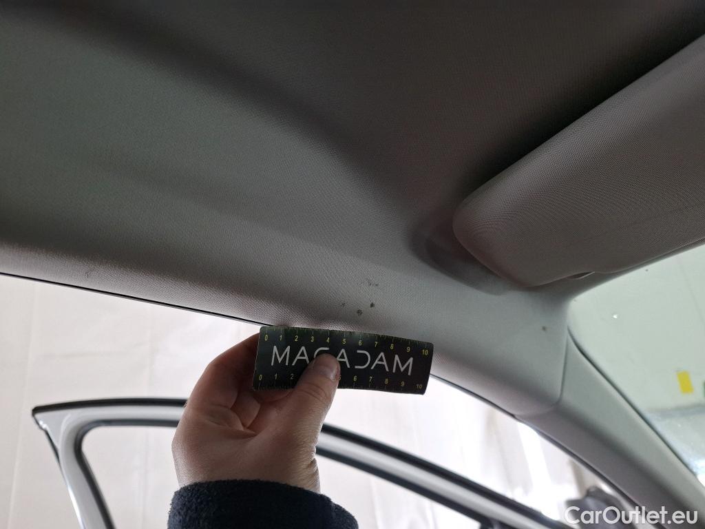  Renault  Megane  IV Berline 5pt. Société Air Nav 1.5 dCi 90CV BVM6 E6 #15