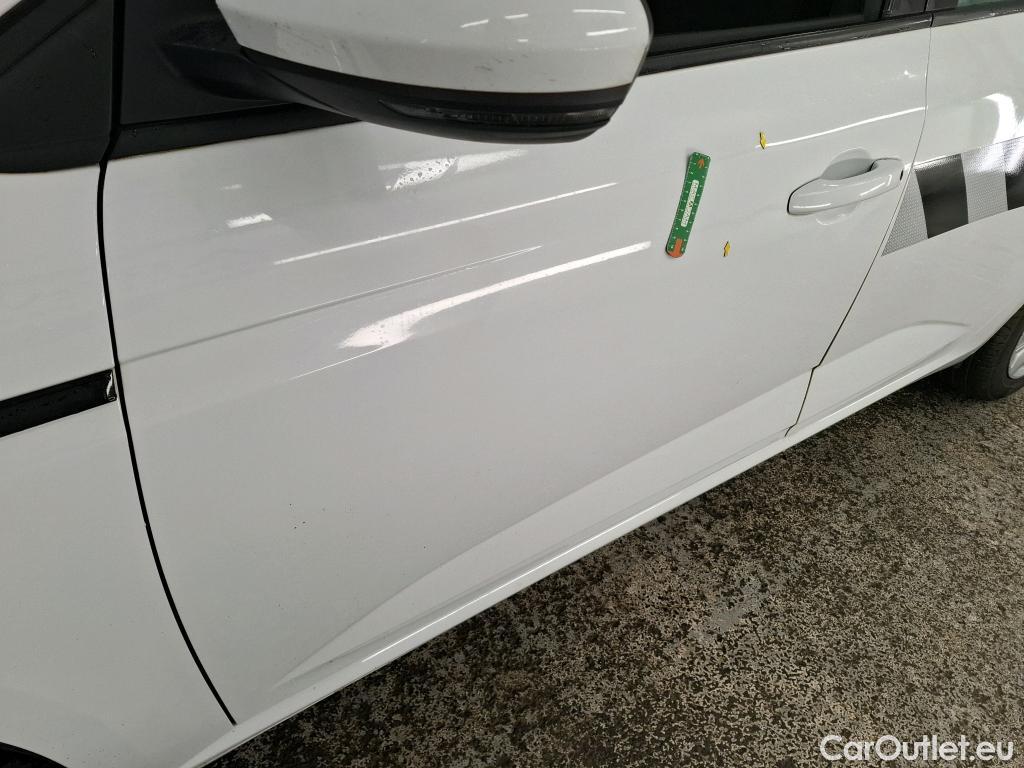  Renault  Megane RENAULT Mégane Société / 2020 / 5P / Berline Air Nav réversible Blue dCi 115 - 21N #1