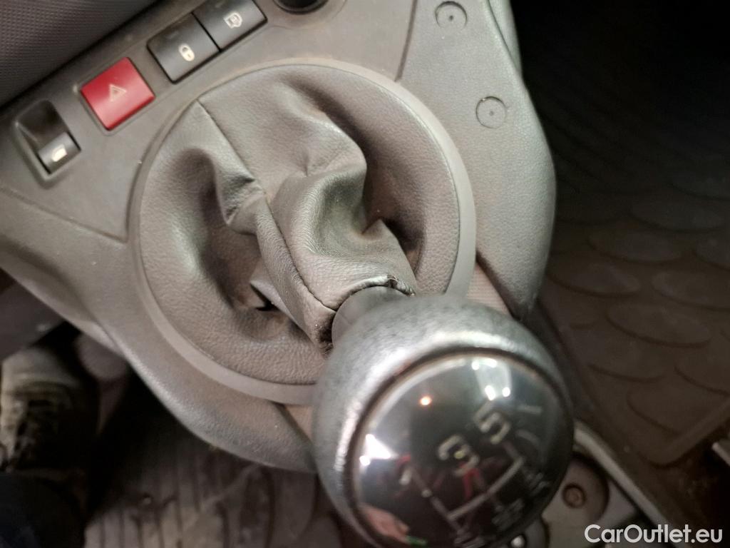  Peugeot  Partner  L1 Pro 1.6 HDi 75CV BVM5 E6 #14