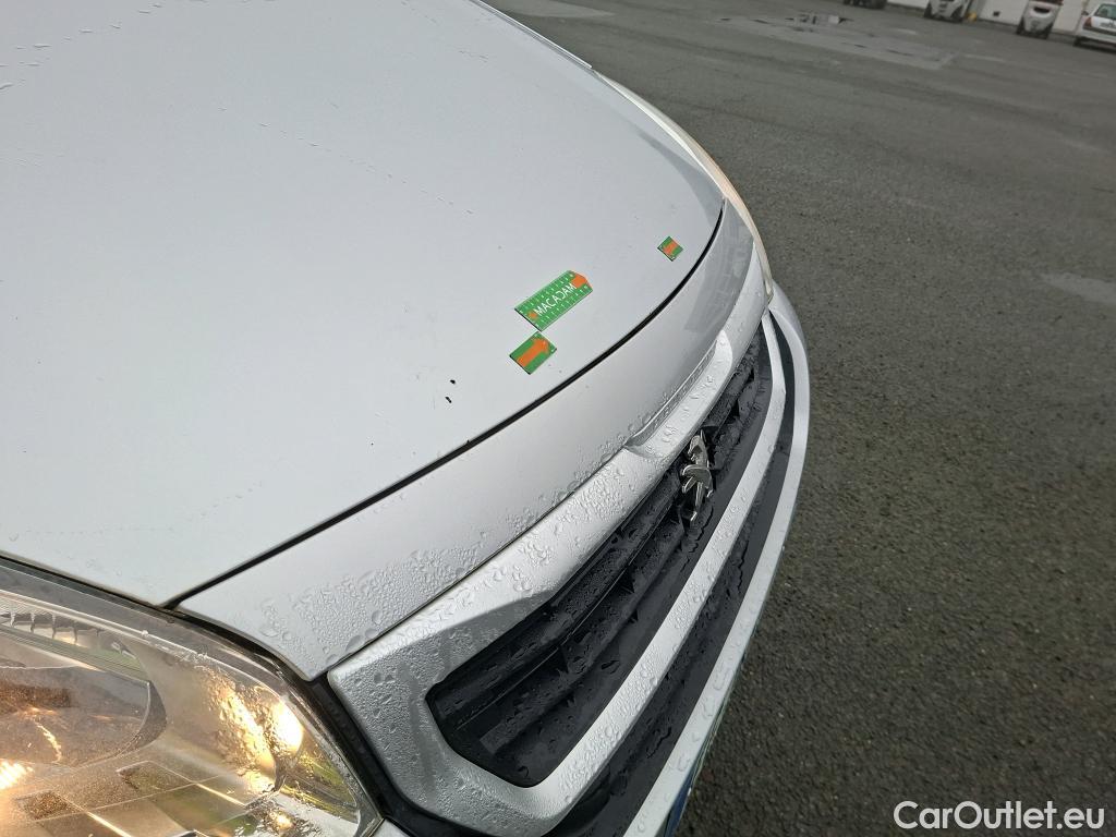  Peugeot  Partner  Tepee Active 1.6 HDi 100CV BVM5 E6 / RAMPE TPMR #1