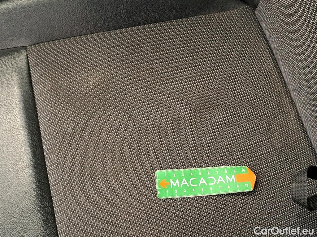  Peugeot  Expert PEUGEOT  VU 4p Fourgon BLUEHDI 120 S&S STANDARD PREMIUM PA #103