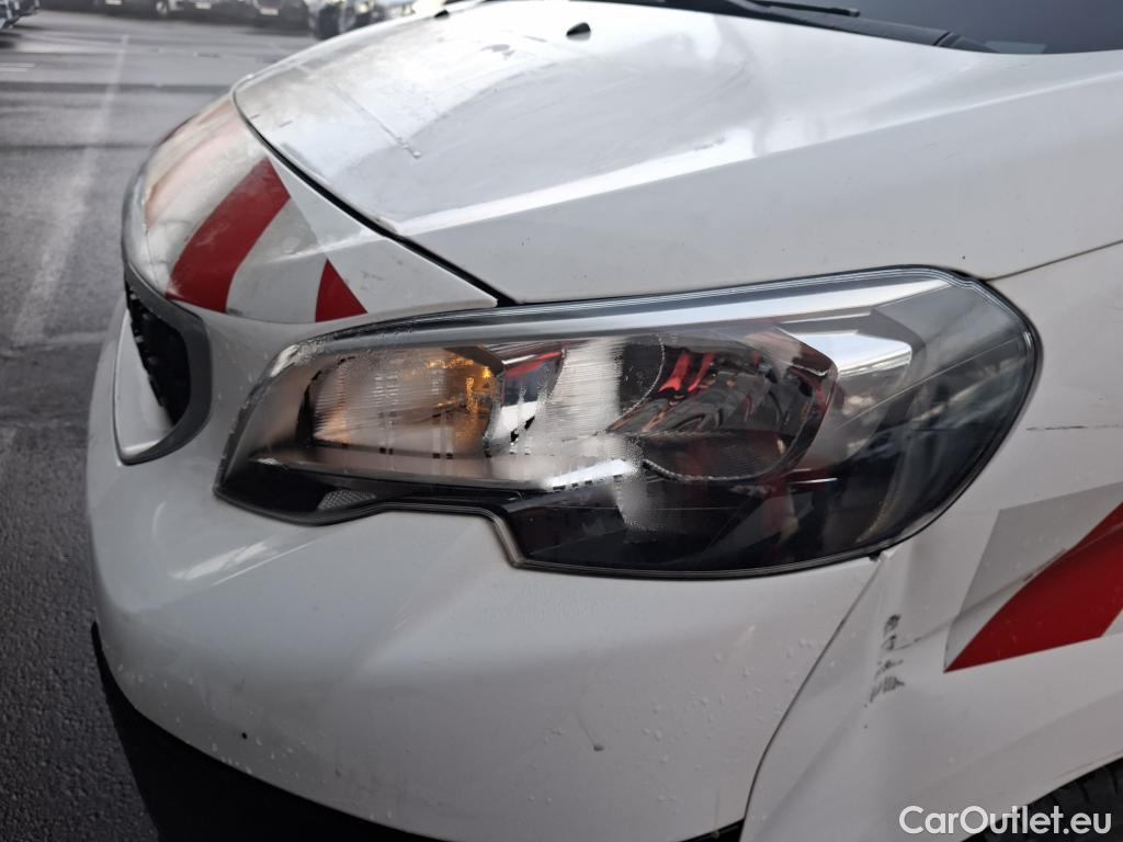  Peugeot  Expert PEUGEOT  VU 4p Fourgon BLUEHDI 120 S&S STANDARD PREMIUM PA #96