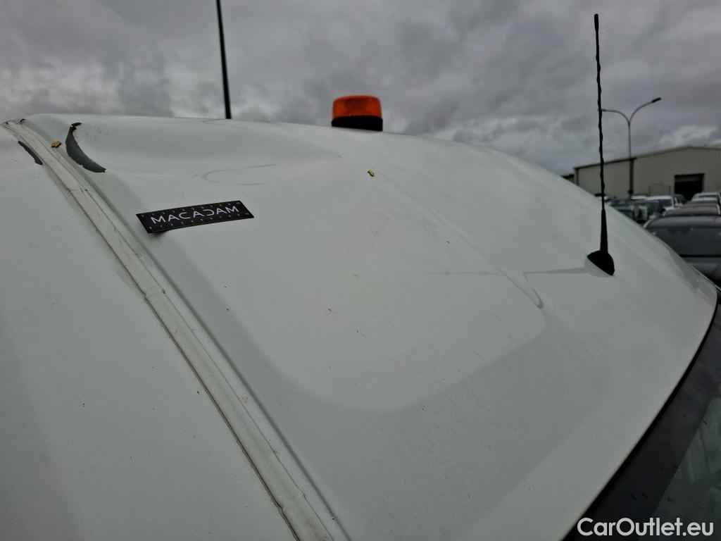  Peugeot  Boxer PEUGEOT  VU 4p Fourgon BLUEHDI 110 PREMIUM 330 L2H2 #13