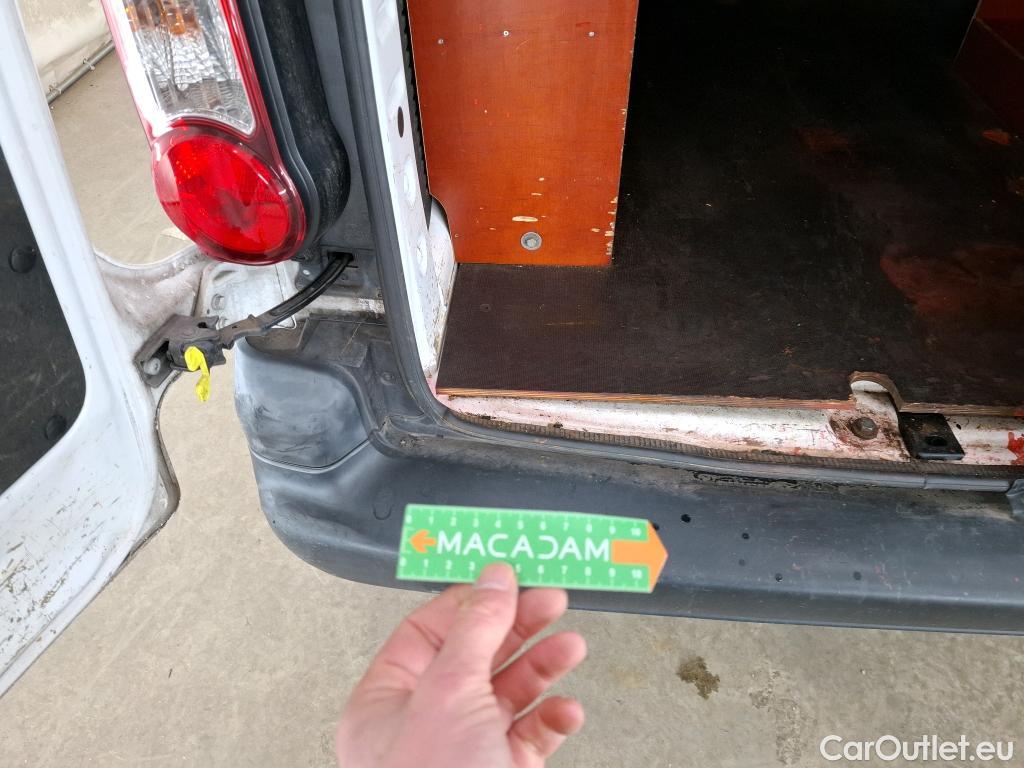  Citroen  Berlingo  Fourgon Club L1 (Court) 1.6 BlueHDi 100CV BVM5 E6 #37