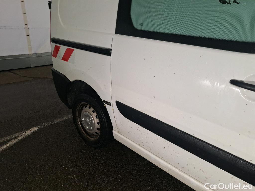  Peugeot  Expert  Fourgon  Fourgon L1H1 Pack CD Clim 2.0 130CV BVM6 #3