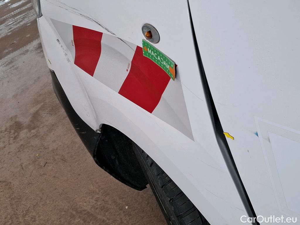  Peugeot  Expert PEUGEOT  VU 4p Fourgon BLUEHDI 120 S&S STANDARD PREMIUM PA #41