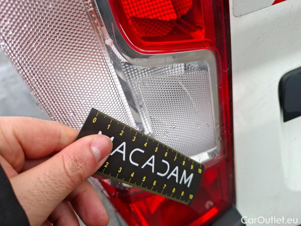  Peugeot  Boxer PEUGEOT  VU 4p Fourgon BLUEHDI 110 PREMIUM 330 L2H2 #18