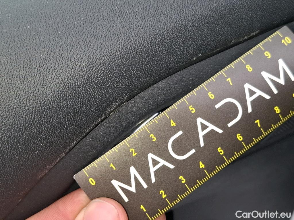  Peugeot  208  Affaire Premium Pack 1.2 80CV BVM5 E6dT #19