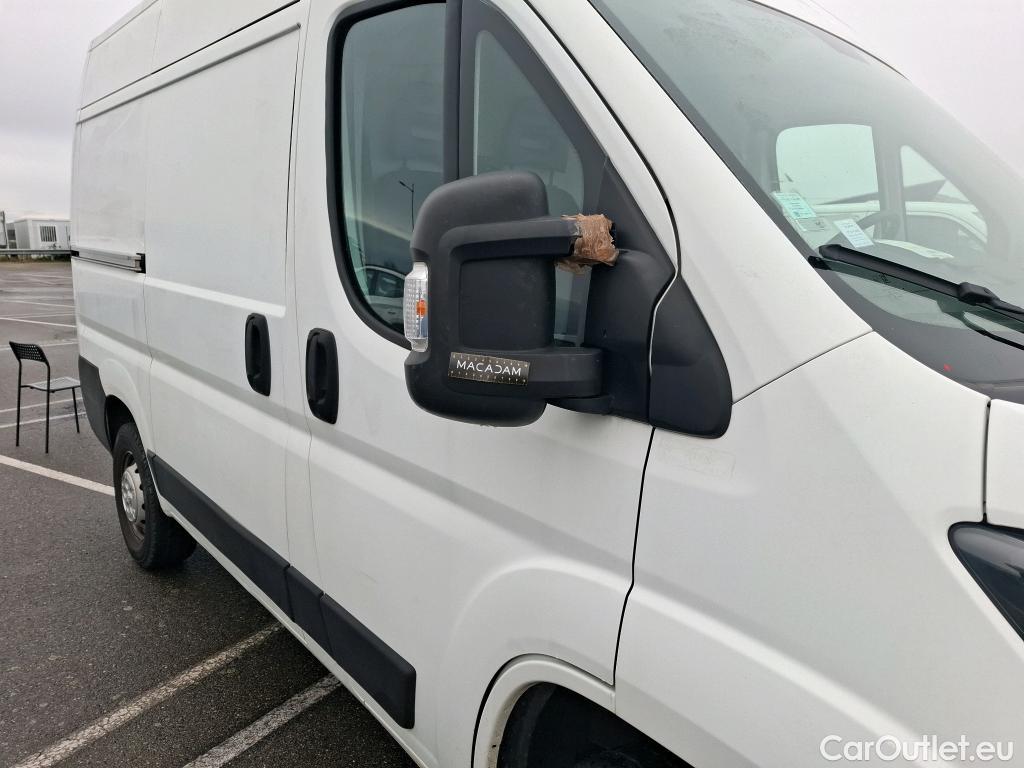  Peugeot  Boxer PEUGEOT  VU 4p Fourgon BLUEHDI 110 PREMIUM PA 330 L1H2 #1