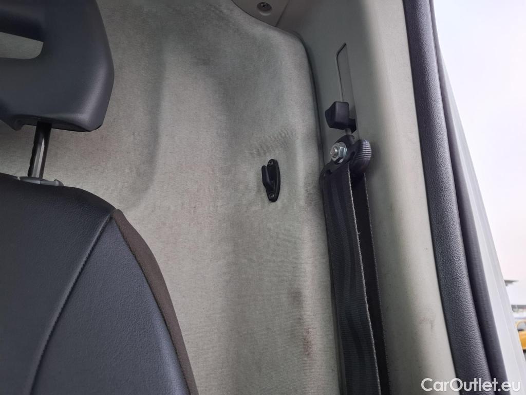  Peugeot  Boxer PEUGEOT  VU 4p Fourgon BLUEHDI 110 PREMIUM 330 L2H2 #41