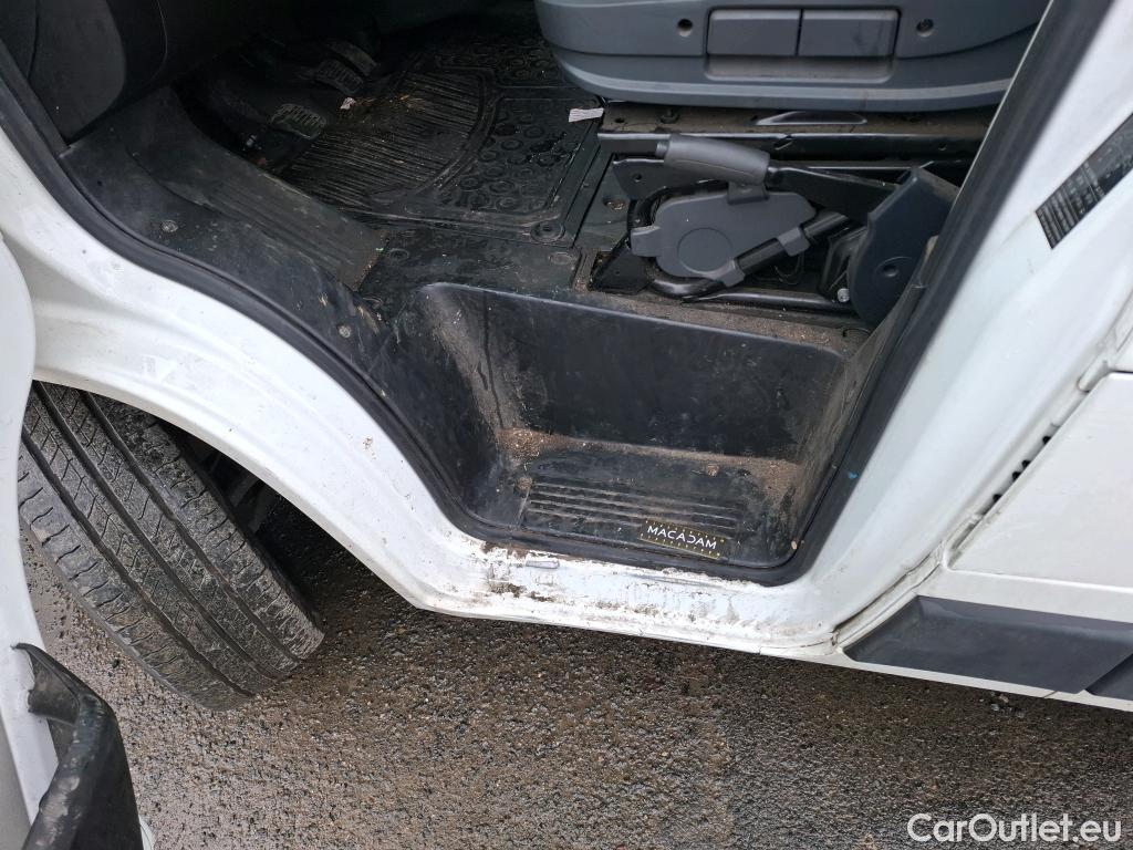  Peugeot  Boxer PEUGEOT  VU 4p Fourgon BLUEHDI 110 PREMIUM 330 L2H2 #29