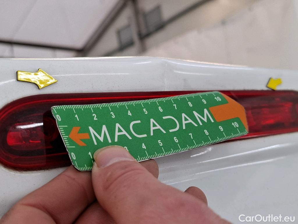  Peugeot  Expert PEUGEOT  VU 4p Fourgon BLUEHDI 120 S&S STANDARD PREMIUM PA #68