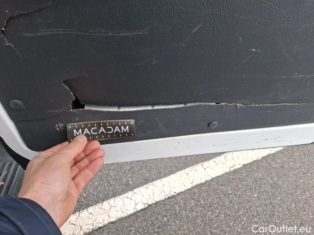  Peugeot  Boxer PEUGEOT  VU 4p Fourgon BLUEHDI 110 PREMIUM PA 330 L1H2 #49