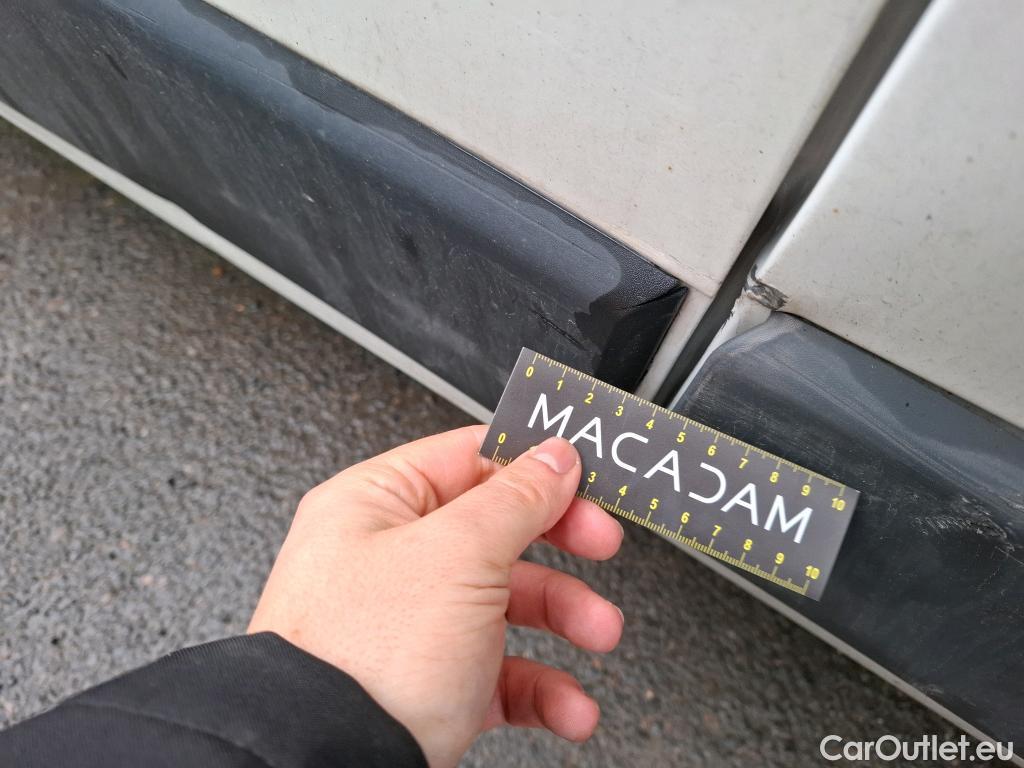  Peugeot  Boxer PEUGEOT  VU 4p Fourgon BLUEHDI 110 PREMIUM 330 L2H2 #32