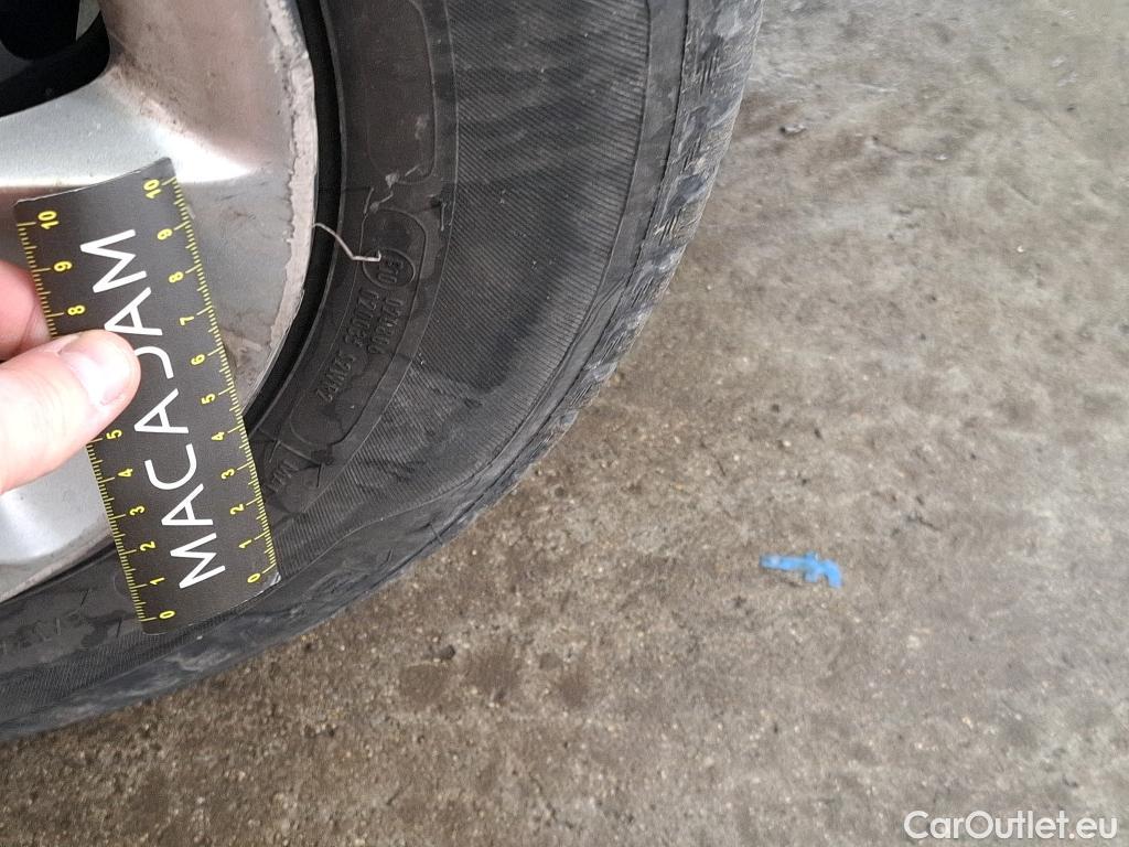  Citroen  C3  Société Feel 1.5 BlueHDI 100CV BVM6 E6d #26