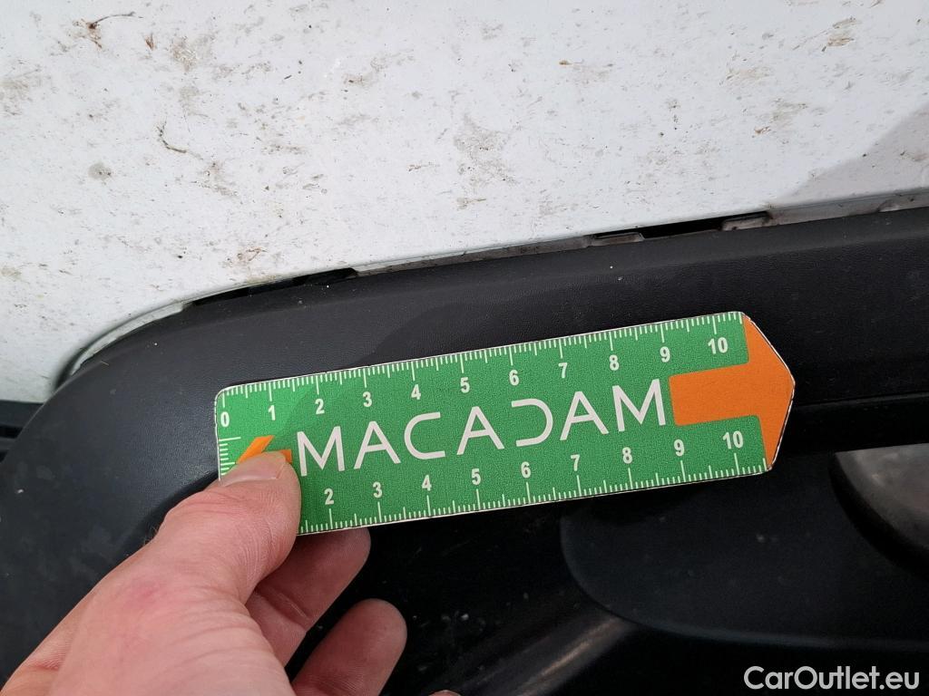  Citroen  C3  Société Feel Business R 1.5 BlueHDI 100CV BVM6 6E #18